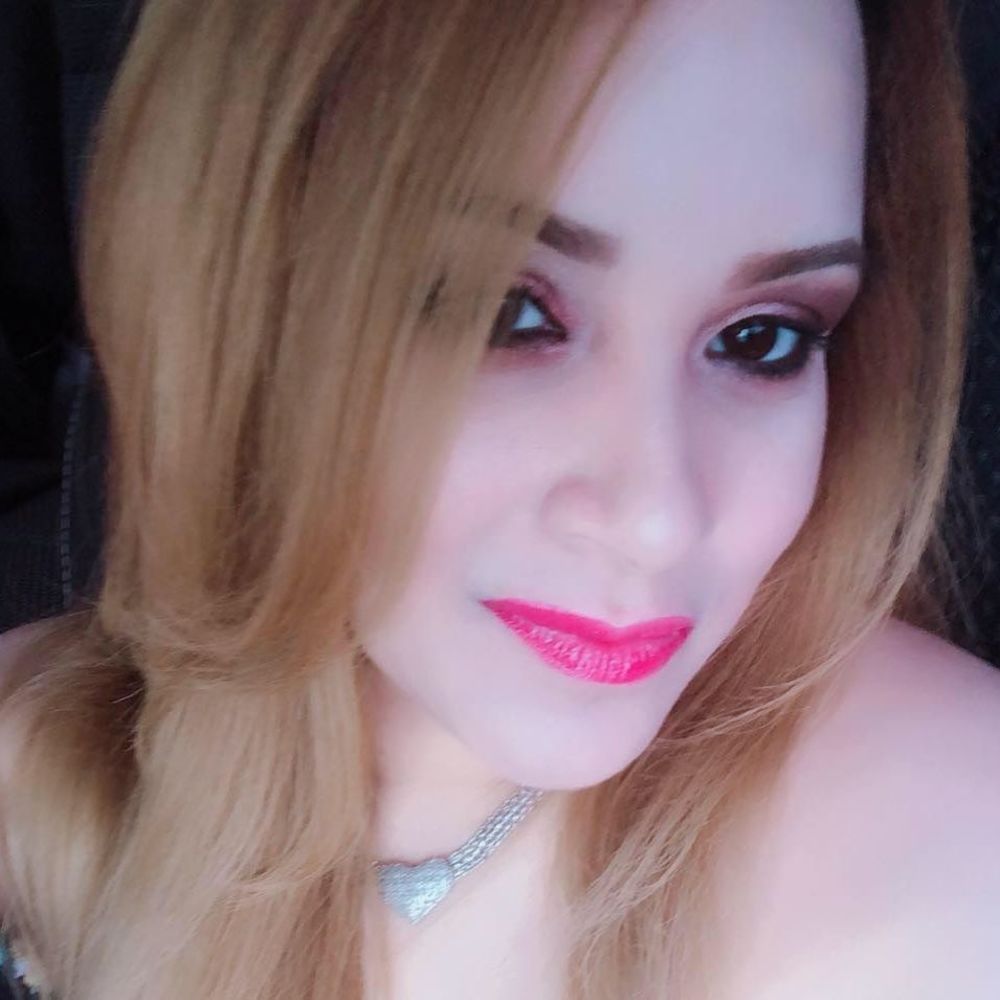 Meet your Posher, Linette